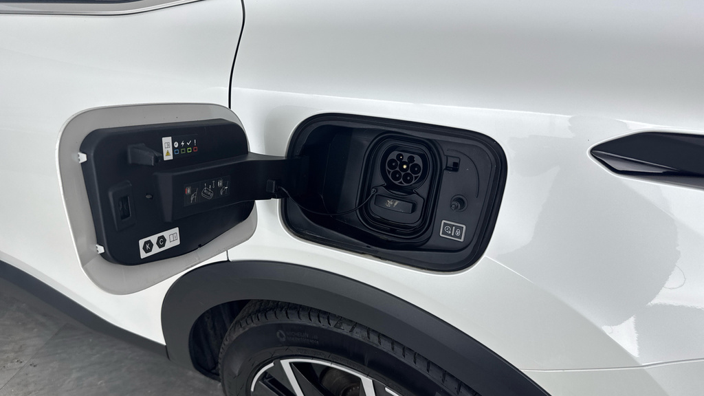 Citroen e-C4 50Kwh Shine Plus 7.4Kw Charger #21