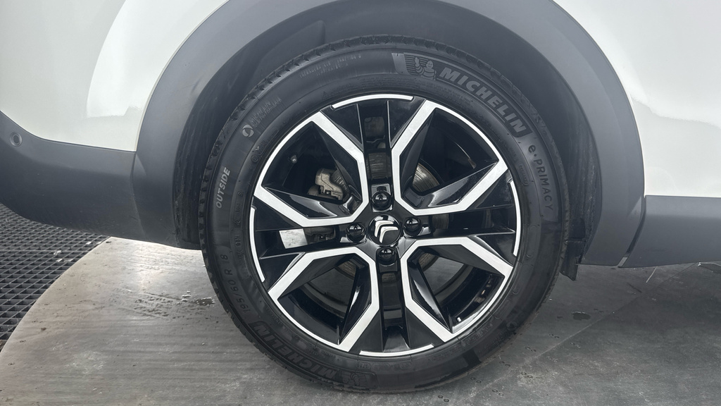 Citroen e-C4 50Kwh Shine Plus 7.4Kw Charger #17
