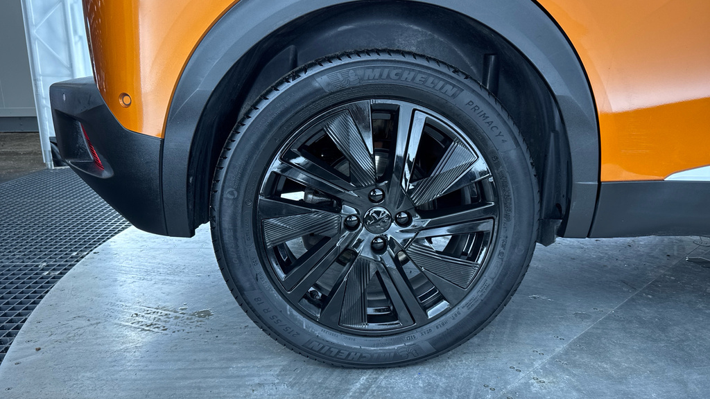 Peugeot e-2008 1.2 Puretech 130 Allure Premium Eat8 Orange #17