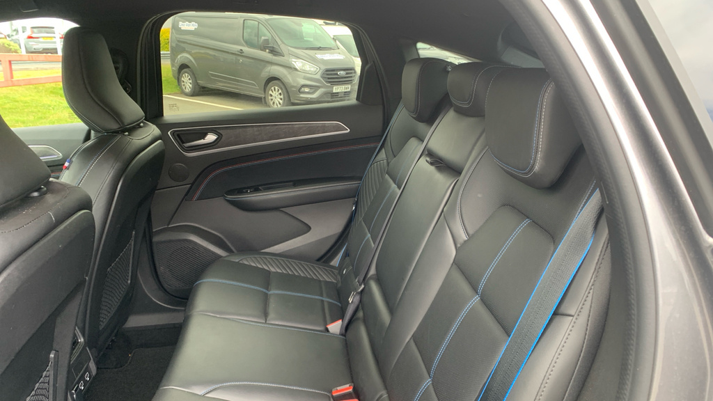 Renault Arkana 1.6 E-tech Esprit Alpine Suv Hybrid Aut Black #14