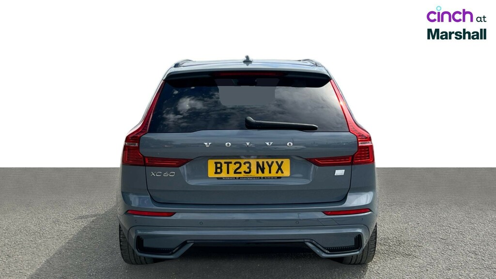 Volvo XC60 2.0 B4d Plus Dark Awd Geartronic Grey #4