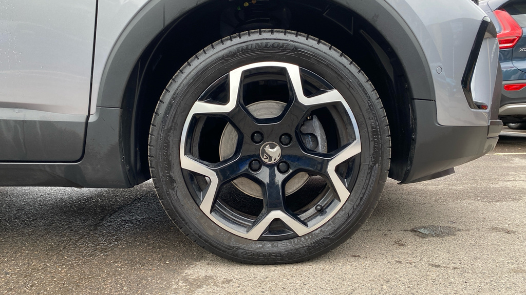 Vauxhall Crossland Ultimate Grey #33
