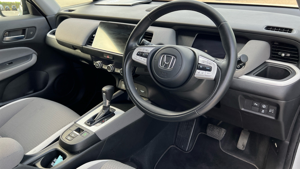 Honda Jazz 1.5 I-mmd Hybrid Elegance Ecvt White #9