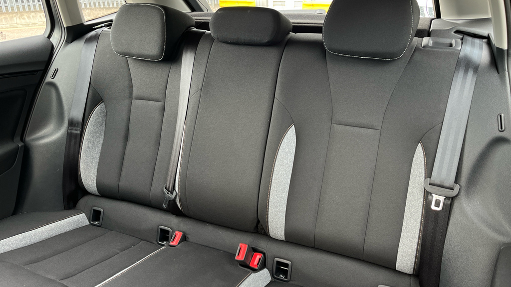 Skoda Scala 1.0 Tsi 116 Se Edition Dsg White #16