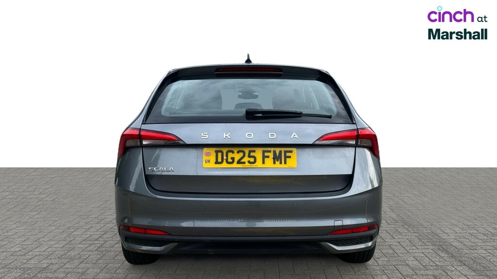 Skoda Scala 1.0 Tsi 116 Se Edition Dsg White #4