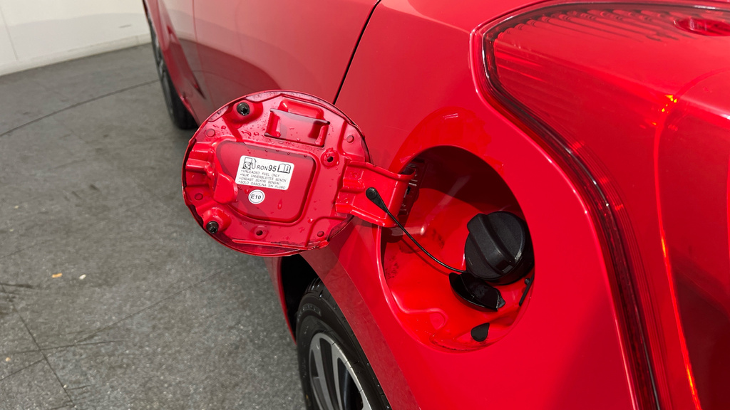 Suzuki Swift 1.0 Sz5 Boosterjet Shvs 110 Bhp Red #34