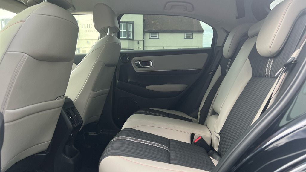 Honda Hr-V Hr-v Elegance I-mmd Cvt #23