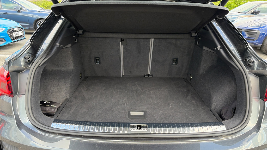 Audi Q3 35 Tfsi Vorsprung S Tronic Grey #15