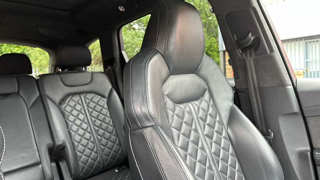 Audi Q7 Black Edition 50 Tdi Quattro 286 Ps Tiptronic Black #49