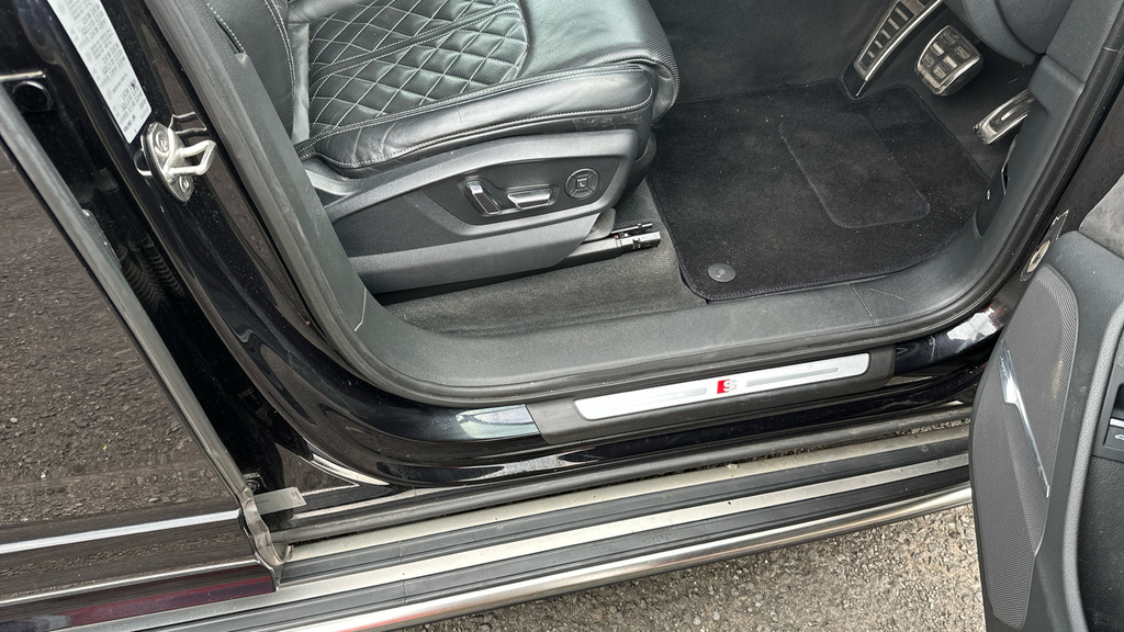 Audi Q7 Black Edition 50 Tdi Quattro 286 Ps Tiptronic Black #30