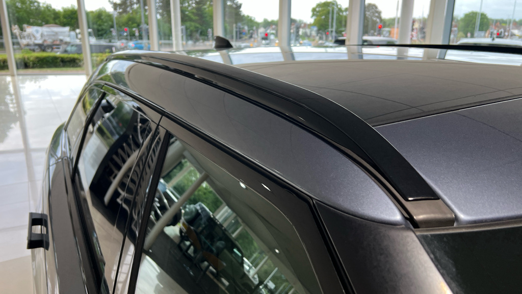 Land Rover Range Rover Velar 2.0 D240 R-dynamic Hse Blue #56