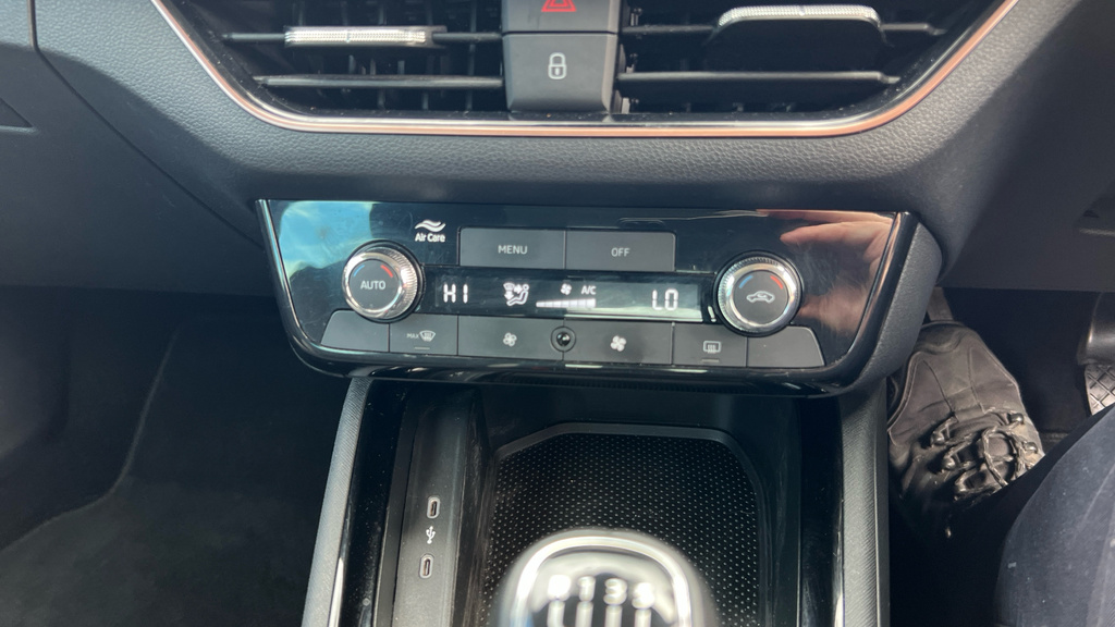 Skoda Kamiq 1.5 Tsi Se Dsg Silver #16