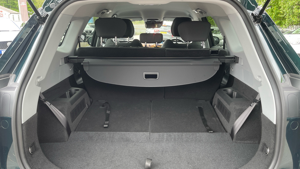 Chery Tiggo 8 1.5T Phev Aspire Dht Estate White #24
