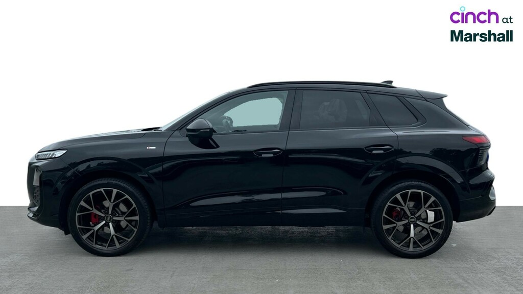 Audi Q3 Audi Q3 S Line 35 Tfsi 150 Ps 6-Speed Black #6