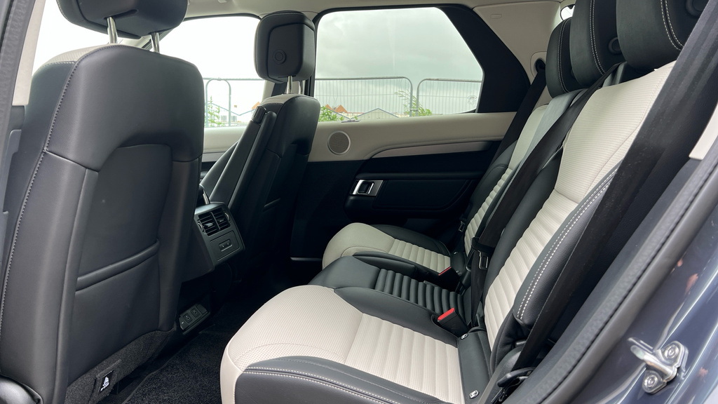 Land Rover Discovery 3.0 D350 35Th Edition Black #13
