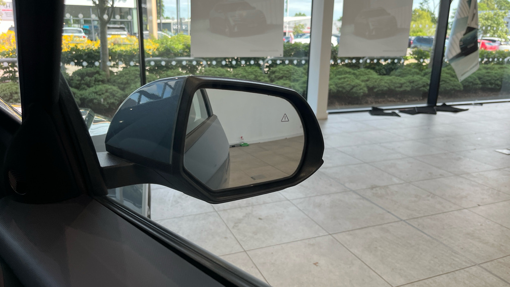 Hyundai Ioniq 5 Hatchback Gold #3