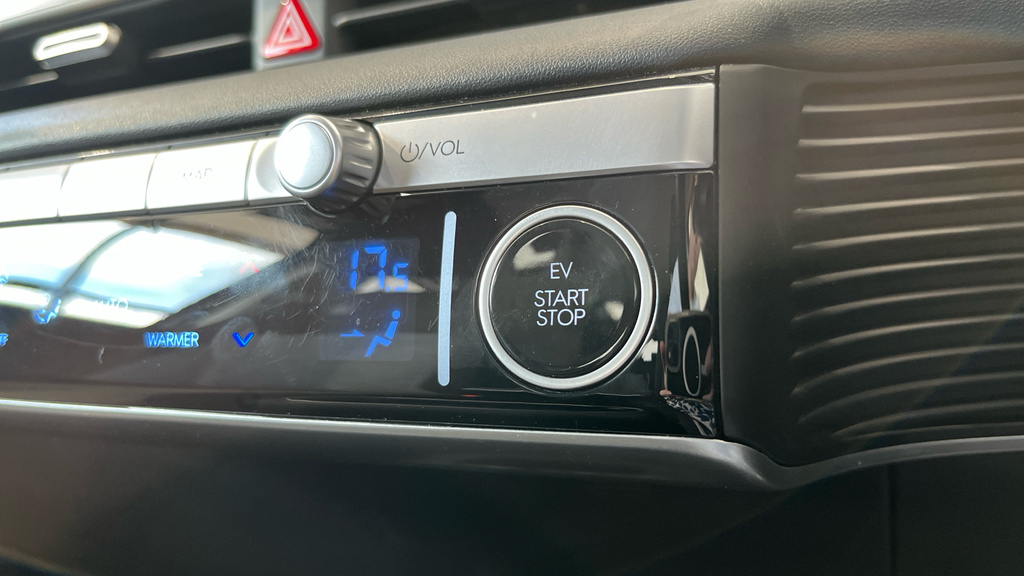 Hyundai Ioniq 5 Hatchback Gold #26