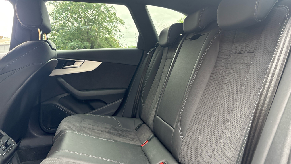 Audi A4 Avant 35 Tfsi Black Edition S Tronic Grey #14
