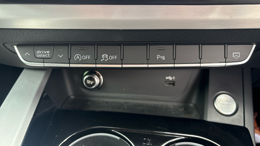 Audi A4 Avant 35 Tfsi Black Edition S Tronic Grey #24