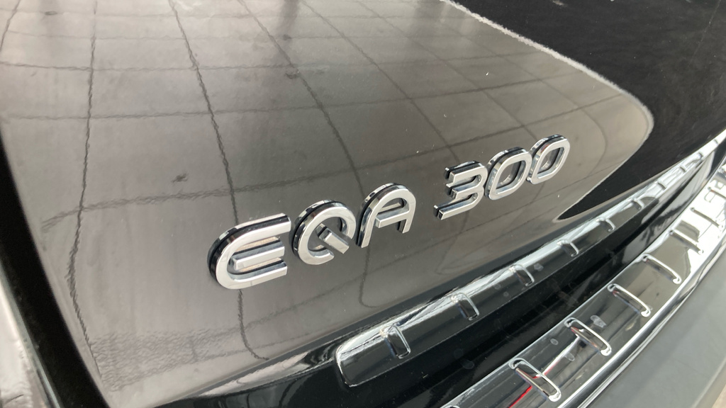 Mercedes-Benz EQA Eqa 250 140Kw Amg Line 66.5Kwh Blue #26