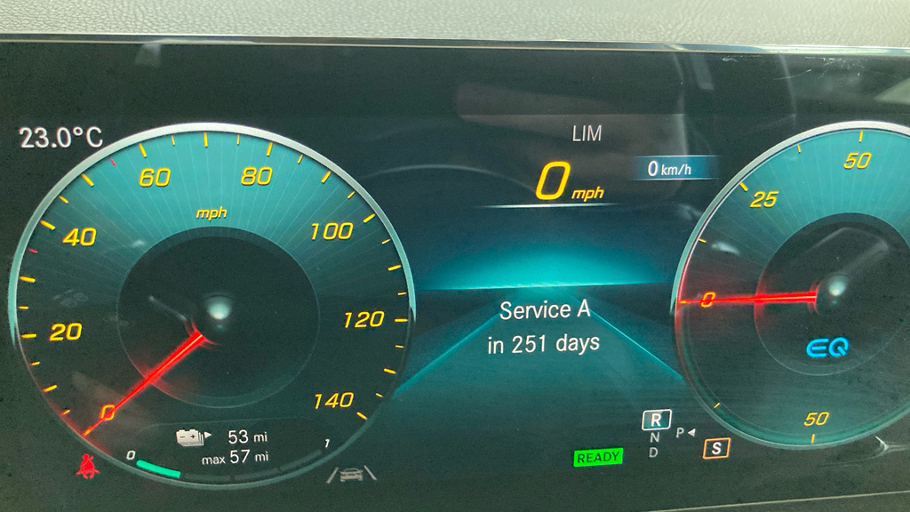 Mercedes-Benz EQA Eqa 250 140Kw Amg Line 66.5Kwh Blue #28