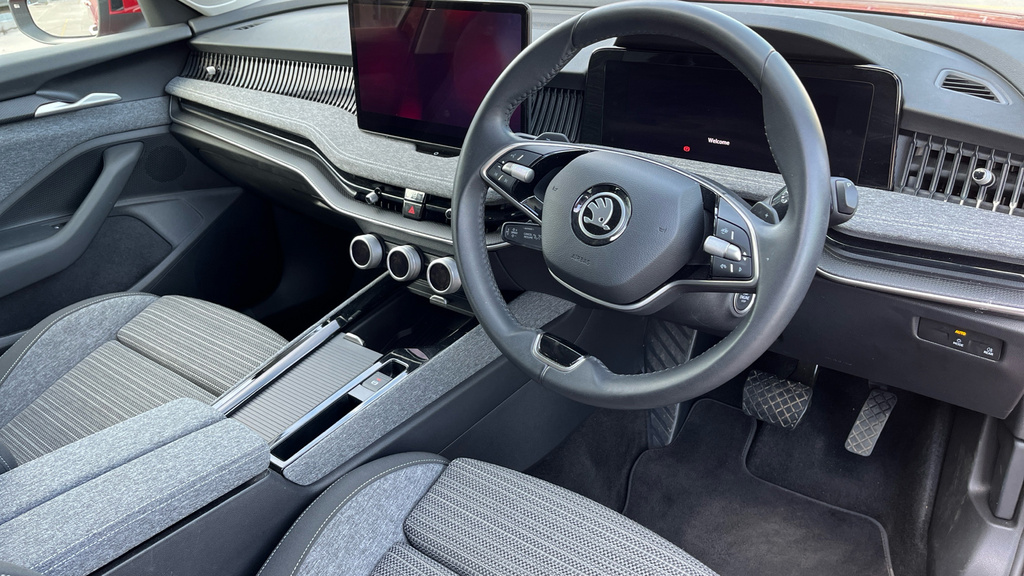 Skoda Superb 2.0 Tdi Se L Dsg Grey #11