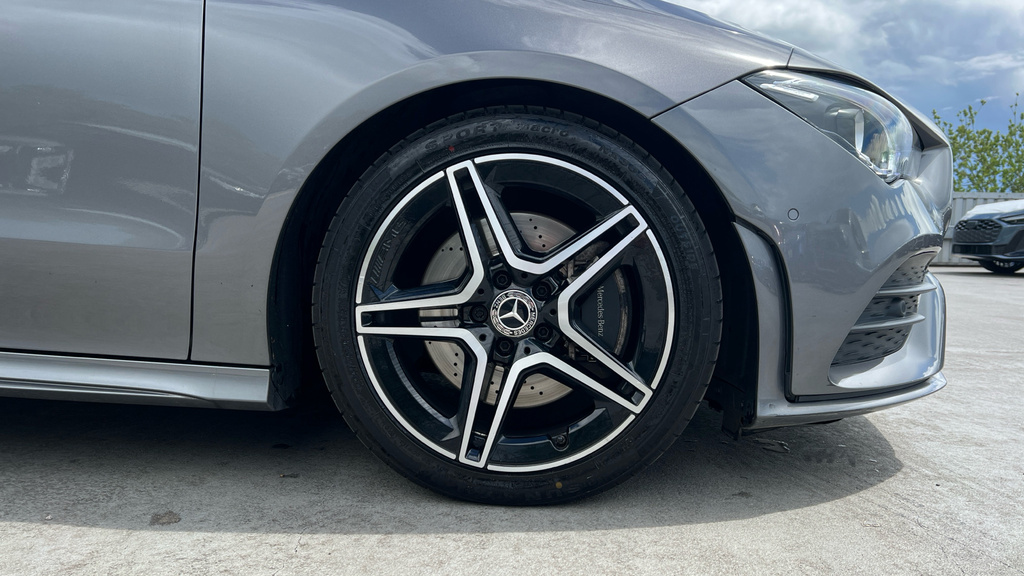 Mercedes-Benz CLA Class Cla 200 Amg Line Premium White #25