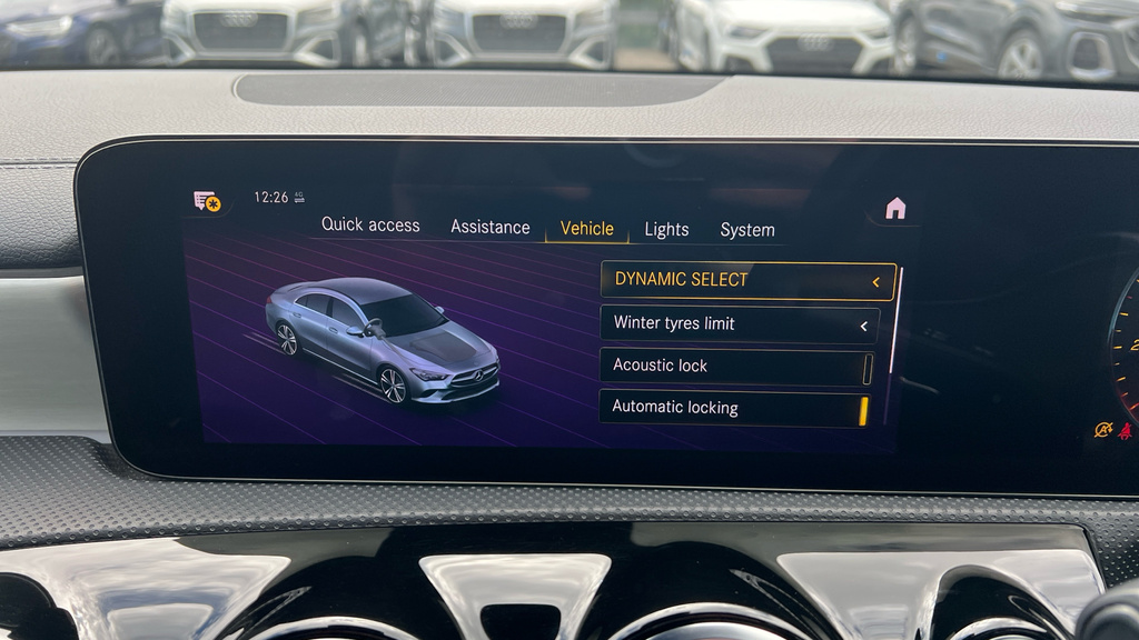Mercedes-Benz CLA Class Cla 200 Amg Line Premium White #26