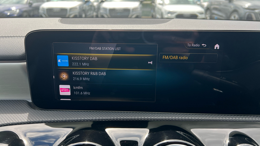 Mercedes-Benz CLA Class Cla 200 Amg Line Premium White #17