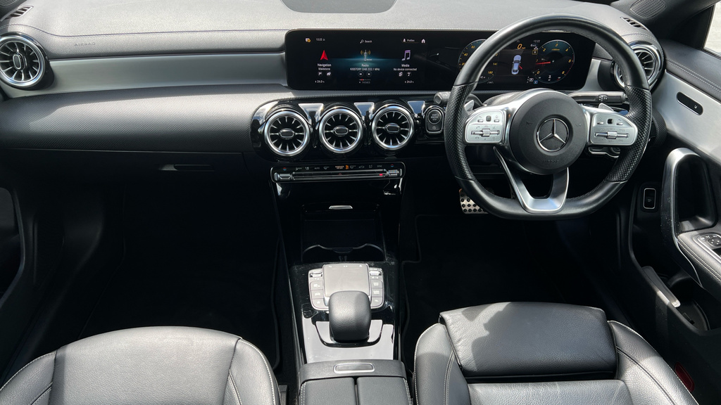 Mercedes-Benz CLA Class Cla 200 Amg Line Premium White #11