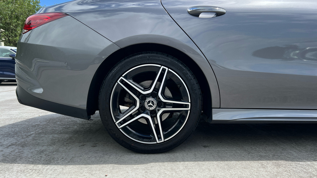 Mercedes-Benz CLA Class Cla 200 Amg Line Premium White #24