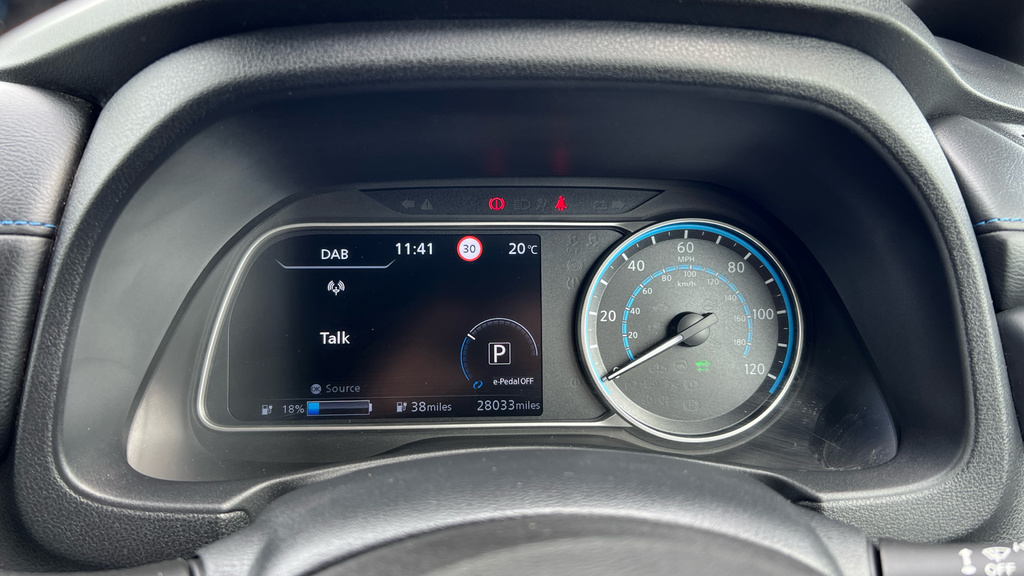 Nissan Leaf 160Kw E N-connecta 62Kwh Grey #36