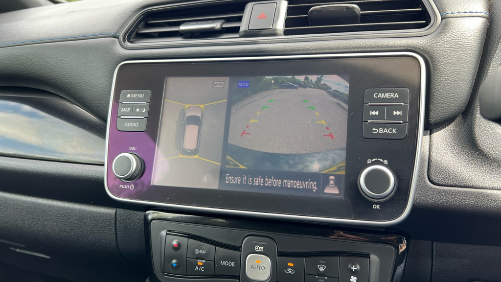 Nissan Leaf 160Kw E N-connecta 62Kwh Grey #25