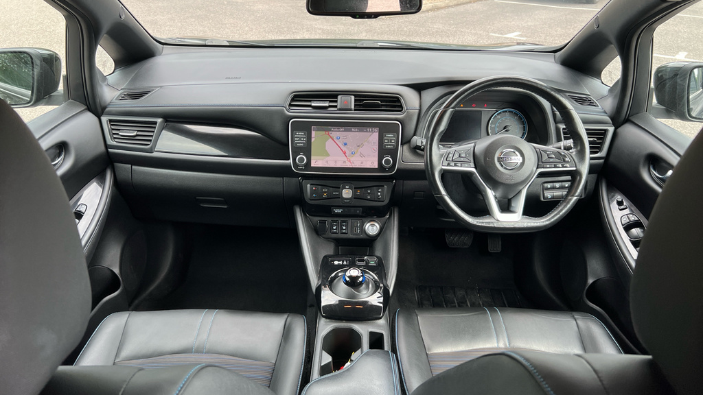 Nissan Leaf 160Kw E N-connecta 62Kwh Grey #19