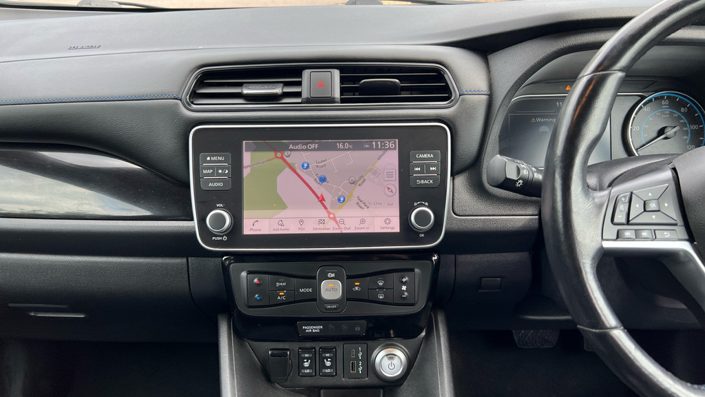 Nissan Leaf 160Kw E N-connecta 62Kwh Grey #35