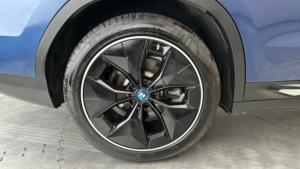 BMW iX3 210Kw Premier Edition Pro 80Kwh Blue #28