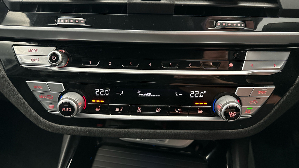 BMW iX3 210Kw Premier Edition Pro 80Kwh Blue #16
