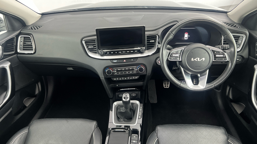 Kia Xceed 1.5 T Gdi 4 Suv Brown #18
