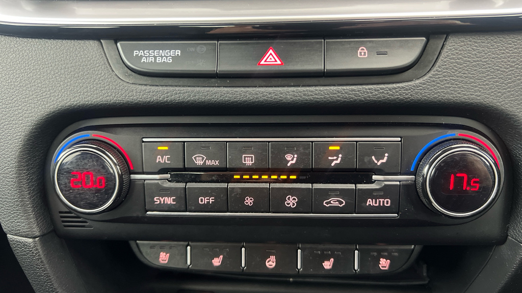 Kia Xceed 1.5 T Gdi 4 Suv Brown #16