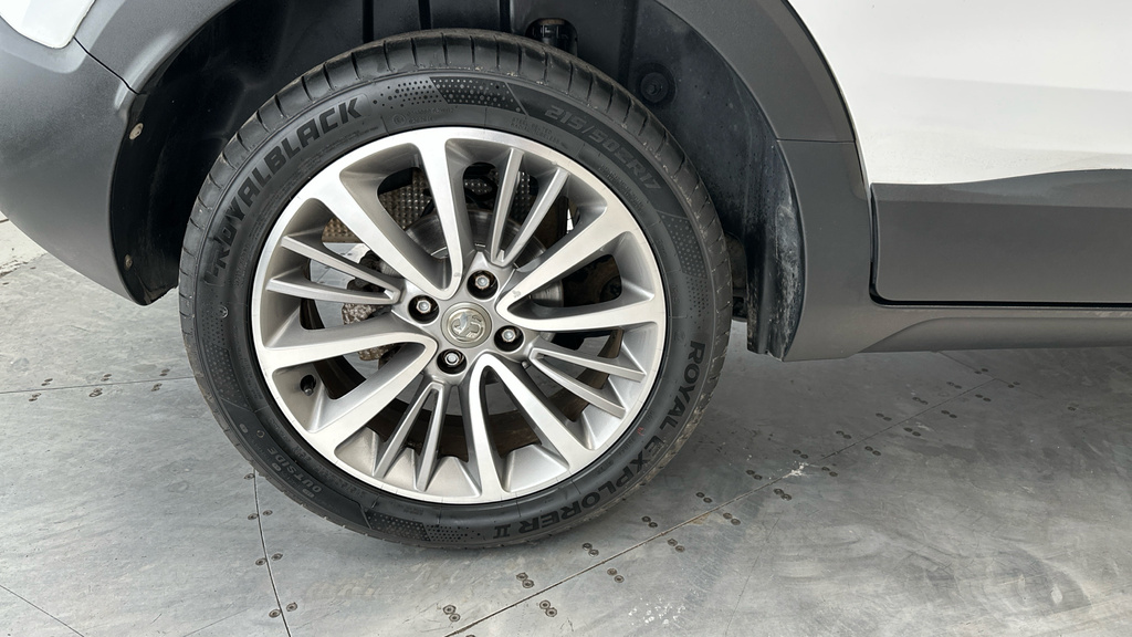 Vauxhall Crossland X 1.2 Turbo Elite Black #23
