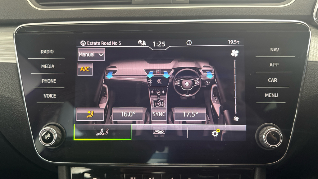 Skoda Superb 2022 2.0 Tdi Cr Se Technology Dsg Grey #17