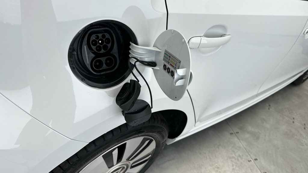 Volkswagen e-Up E-up Black #24