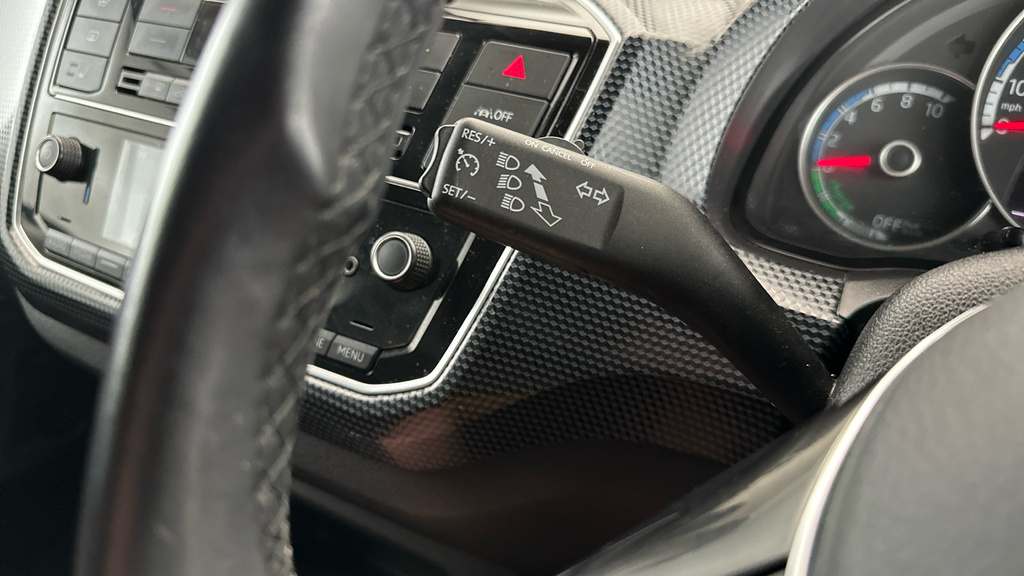 Volkswagen e-Up E-up Black #13