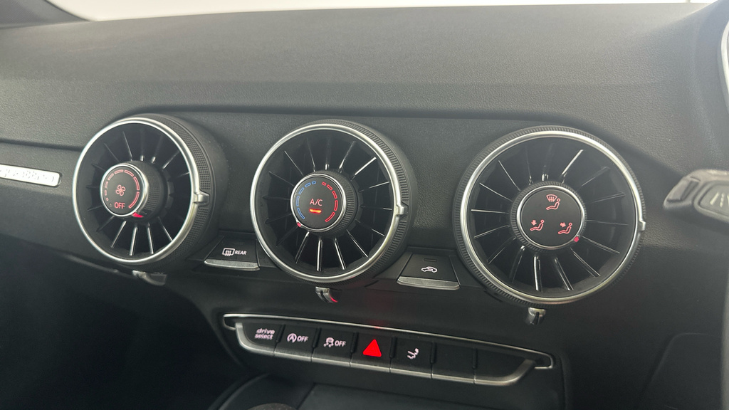 Audi TT Coup- S Line 1.8 Tfsi 180 Ps S Tronic Black #13