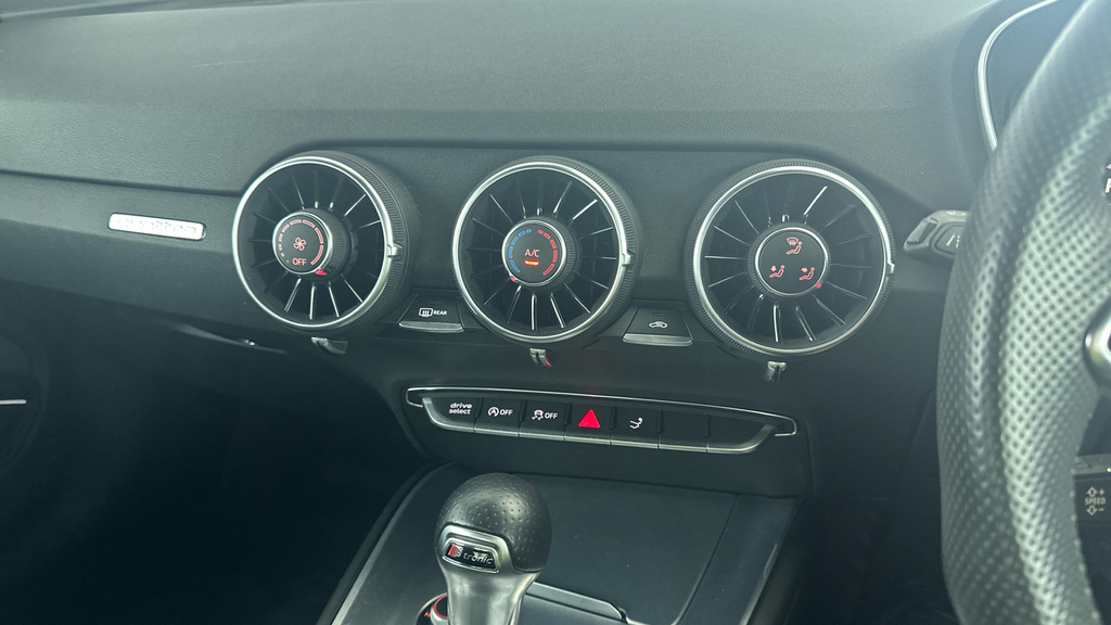 Audi TT Coup- S Line 1.8 Tfsi 180 Ps S Tronic Black #17