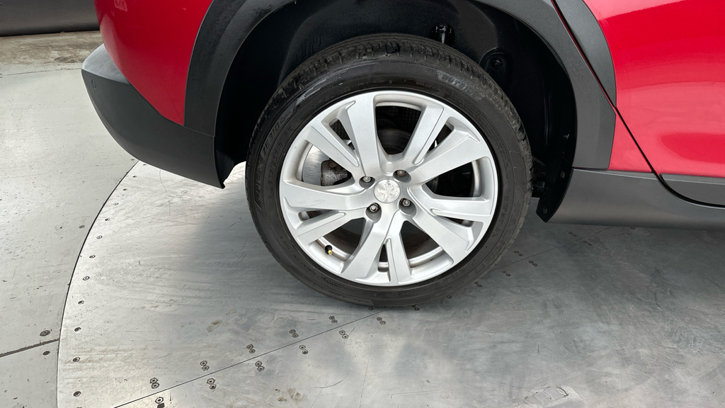 Peugeot 2008 Allure Premium Grey #24