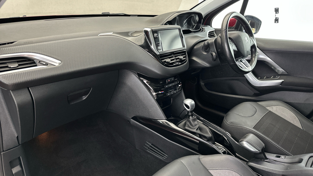 Peugeot 2008 Allure Premium Grey #11