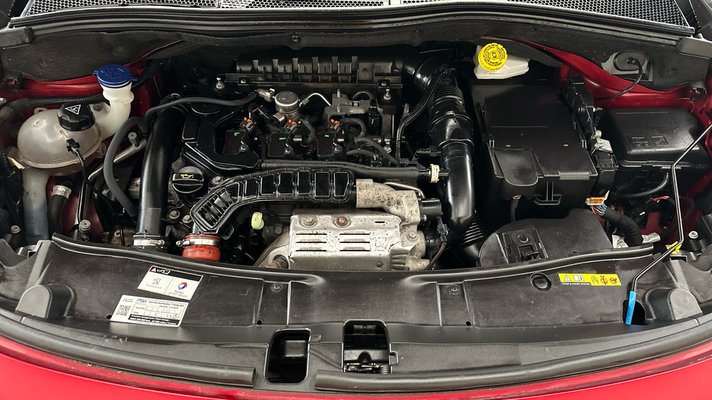Peugeot 2008 Allure Premium Grey #21