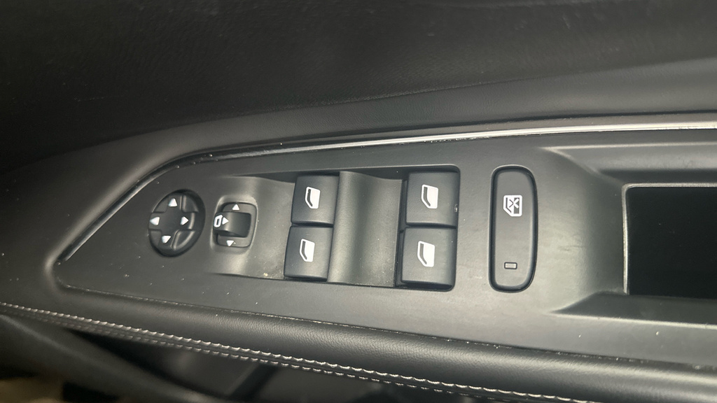 Peugeot 5008 Suv Grey #11
