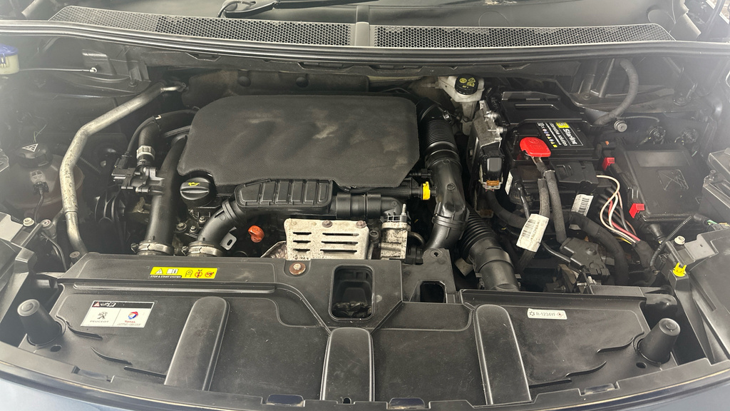 Peugeot 5008 Suv Grey #26
